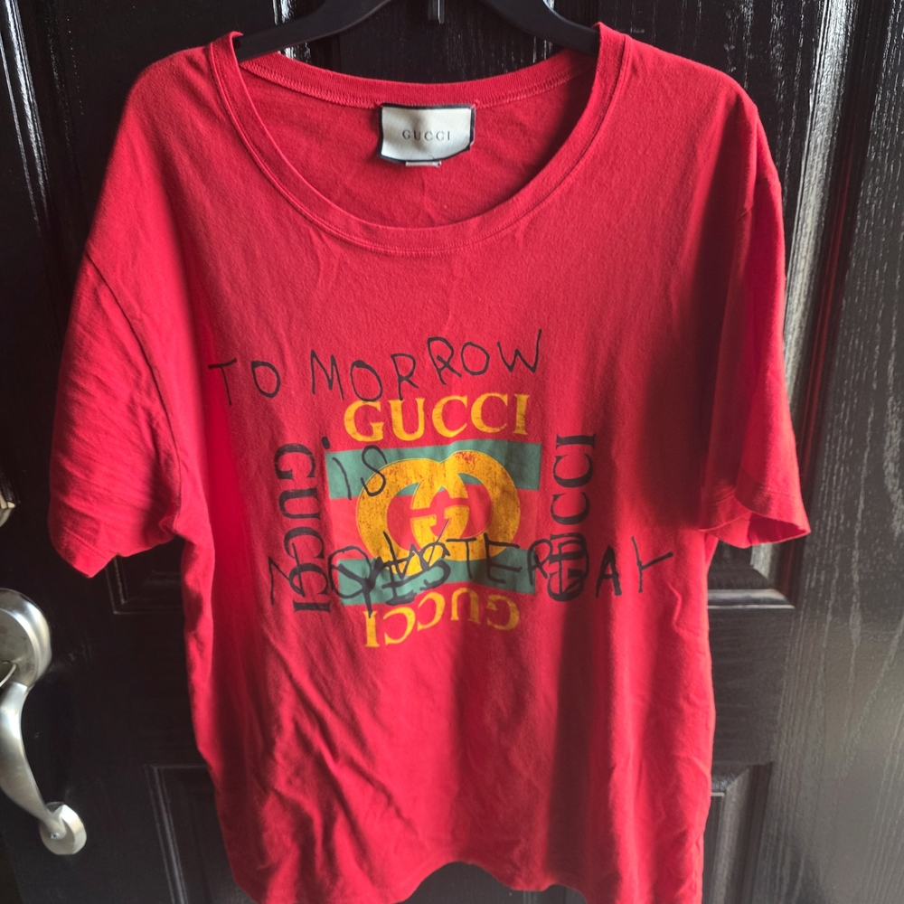 Gucci Red Tee with Graphic Print